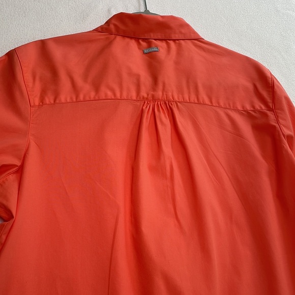 Columbia Women’s Top - Picture 8 of 12